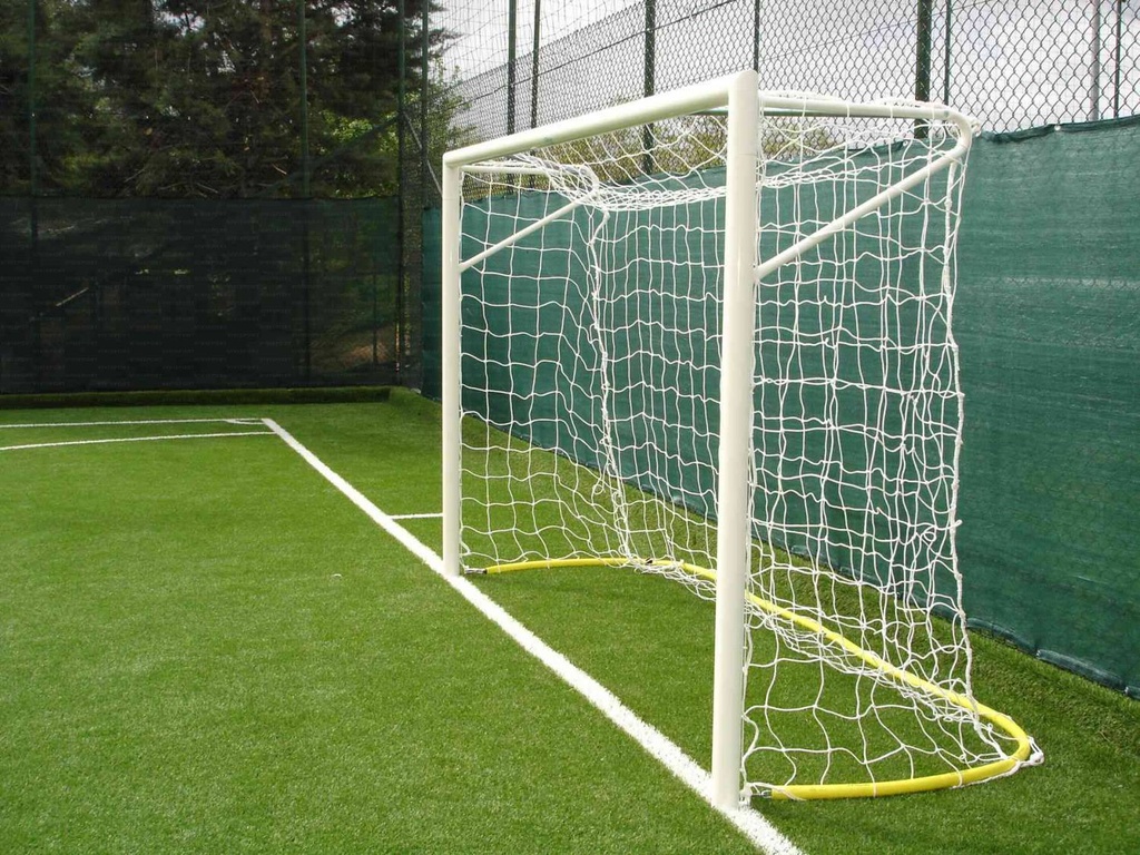 Pair of steel futsal goals 3 x 2 m for indoor and outdoor courts
